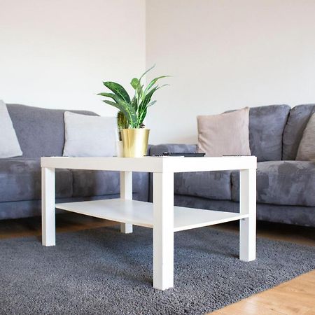 Large Ground Floor Pet Friendly 2 Bedroom Apartment With Free Parking Loughborough Esterno foto